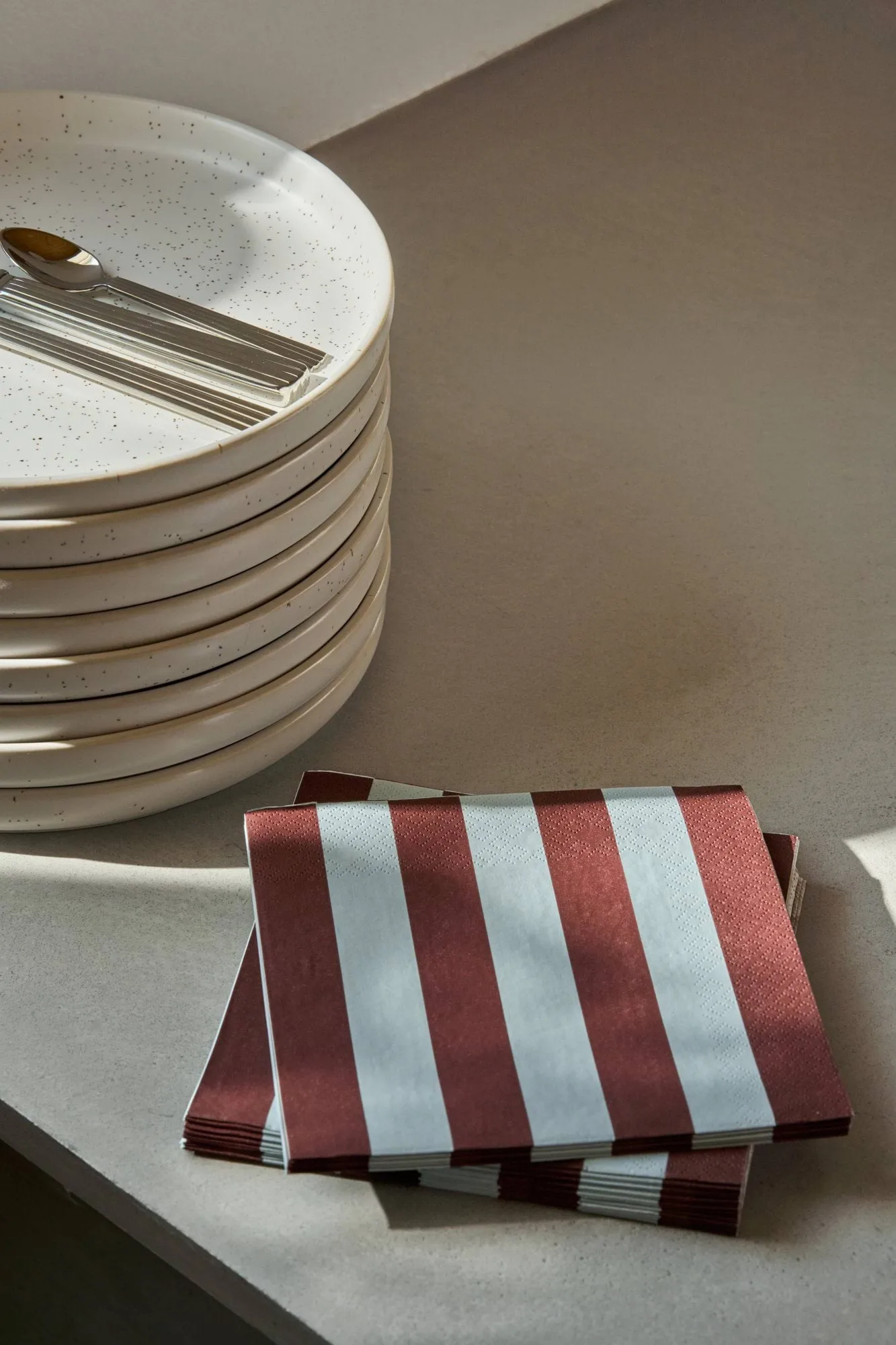 Bold Stripe paper napkin, Wine red-blue, 20-pack, 33x33 cm Scandi Essentials