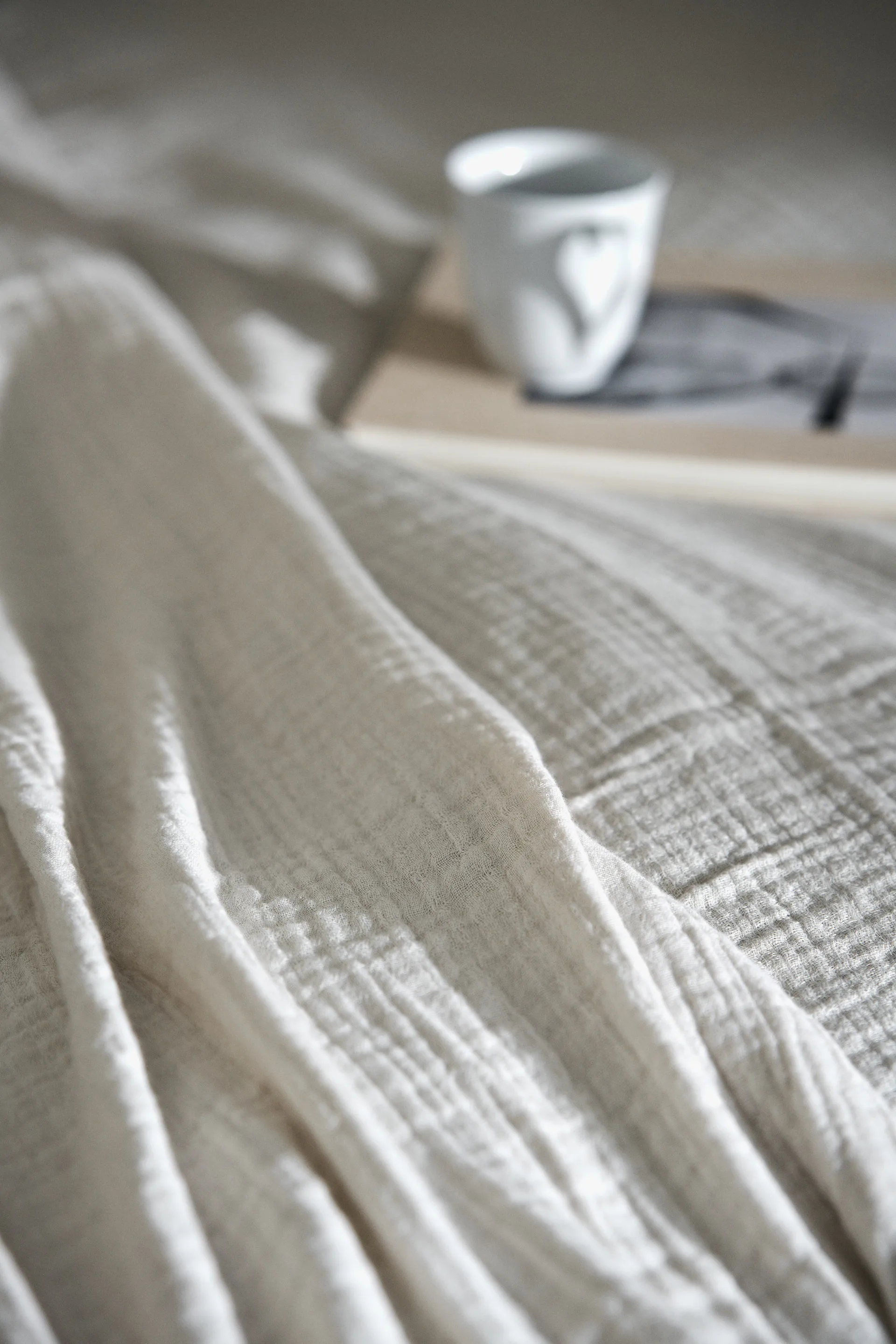 Breeze throw 160x260cm, Off-white Scandi Living