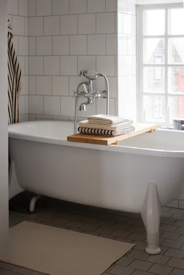 Drift bath towel 100x150 cm - White-black - Scandi Living