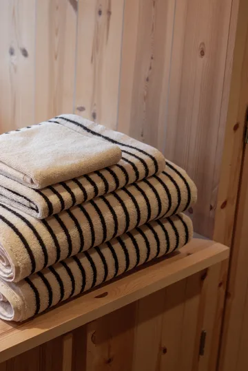 Drift bath towel 100x150 cm - White-black - Scandi Living