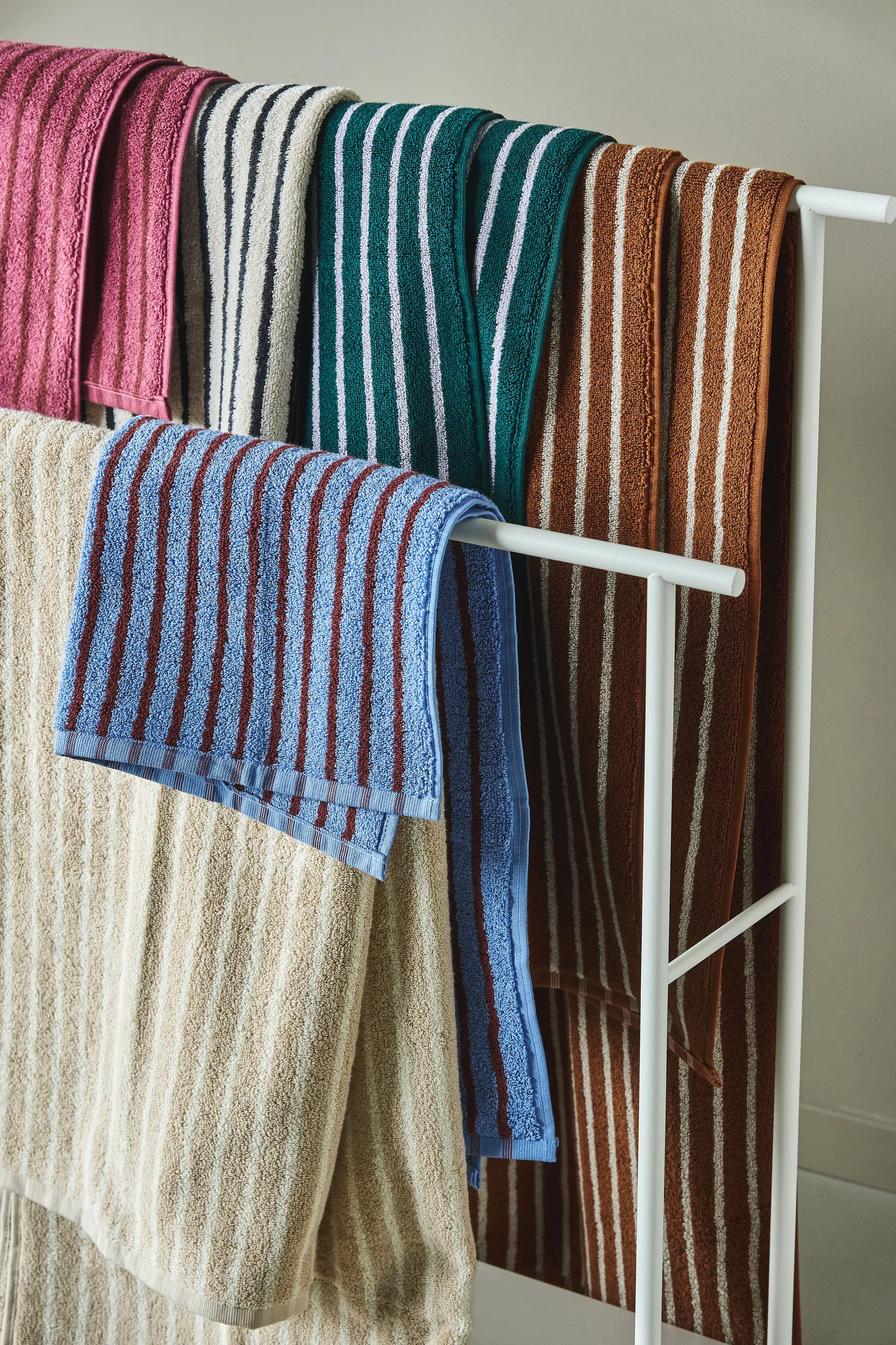 Drift bath towel 70x140 cm, Beige-white Scandi Living