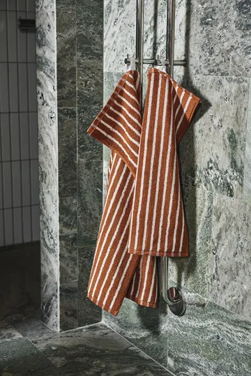 Drift towel 50x70 cm - Brown-white - Scandi Living