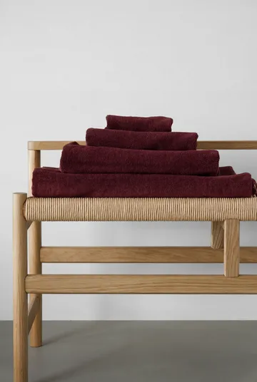 Drift towel 50x70 cm - Red - Scandi Living