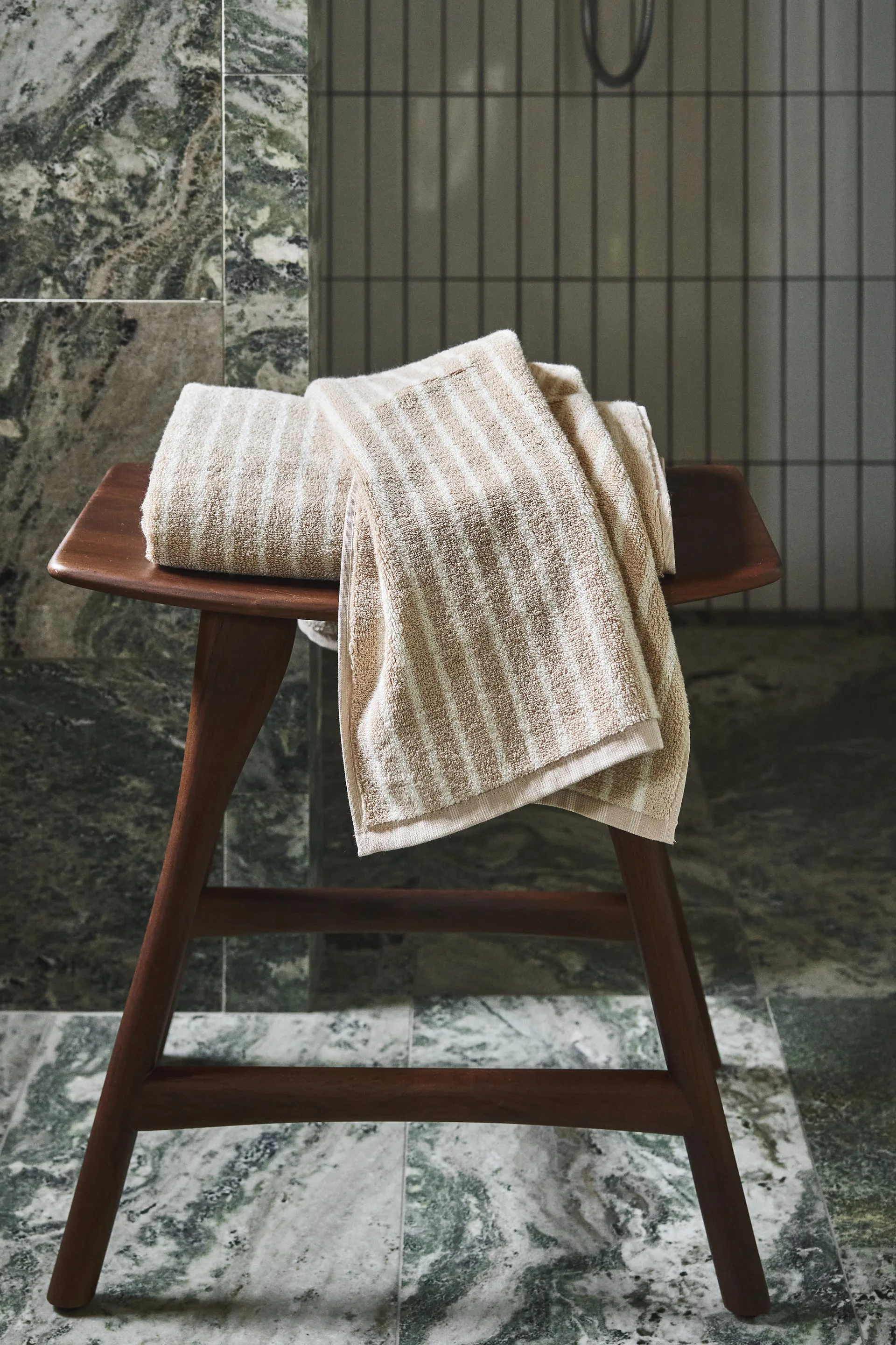 Drift towel set 4 pieces - Beige-white,  Scandi Living