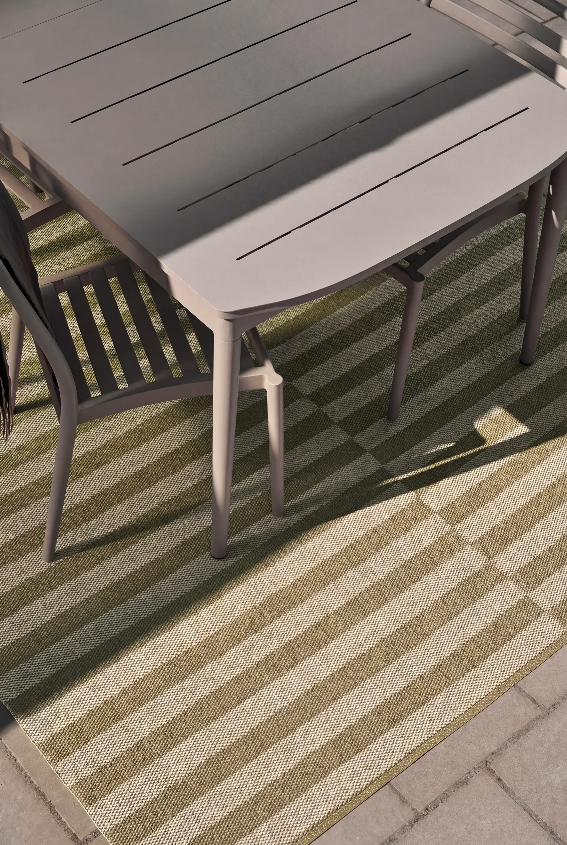 Path rug, Olive green, 200x300 cm Scandi Living