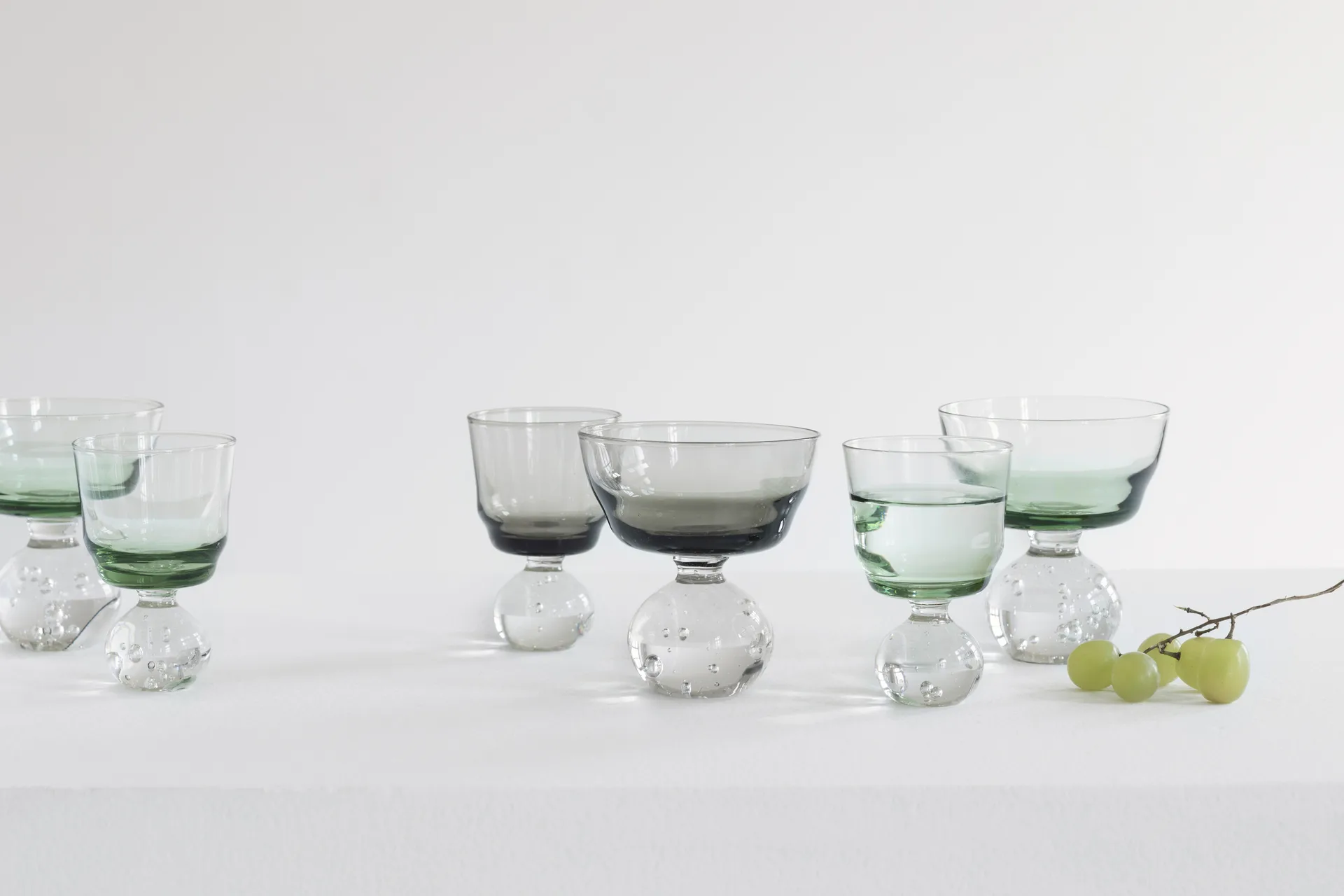 Eternal snow stem glass M 9.2 cm, Green Serax