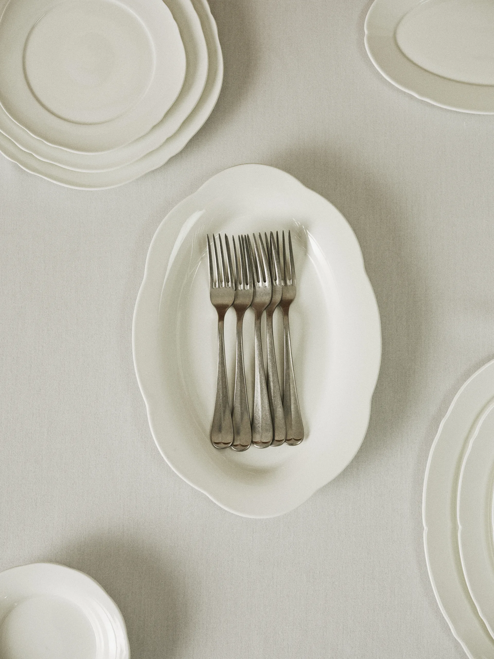 Silhouette oval deep plate L 21x30 cm 2-pack, White Serax