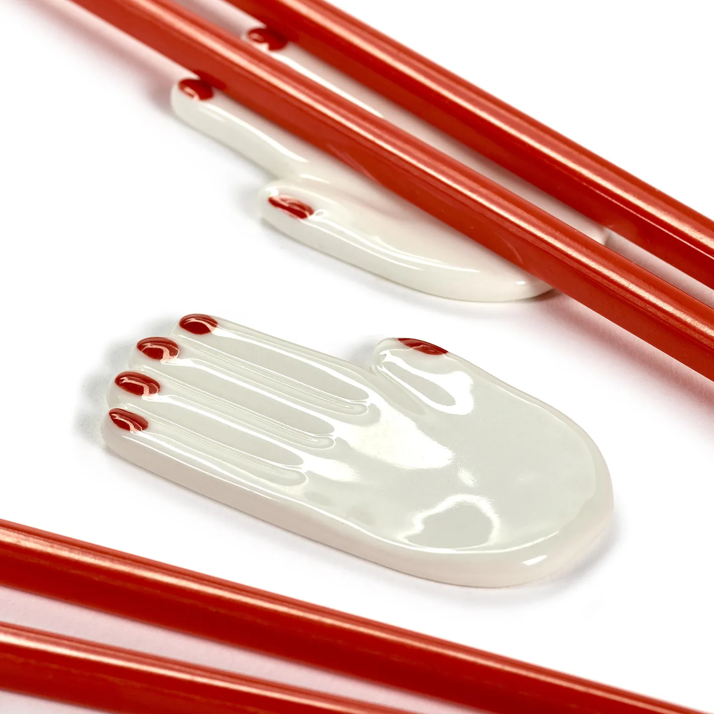Table Nomade chop sticks with holder 6 pieces, red Serax