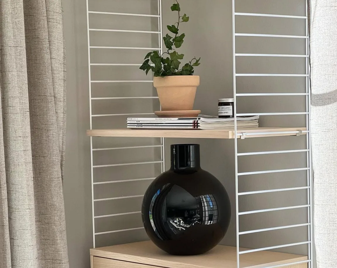Pallo vase, Black 37 cm Skrufs Glasbruk
