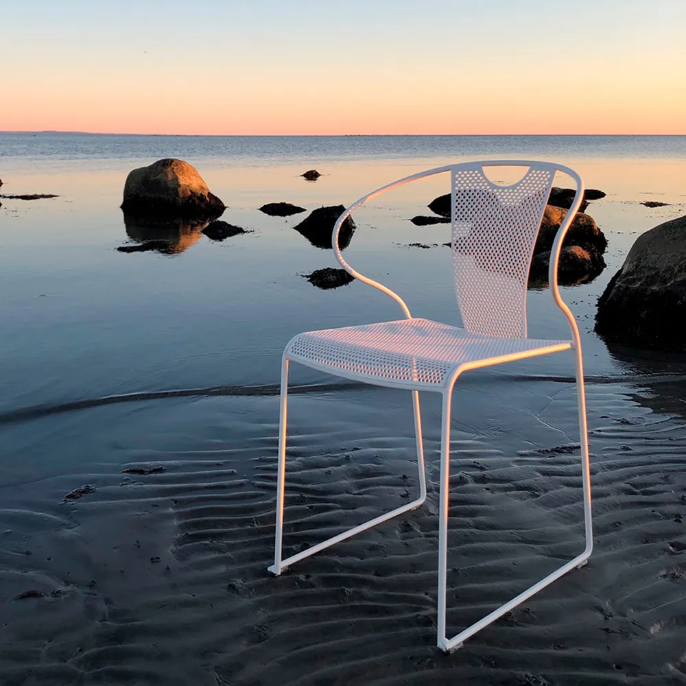 Piazza armchair, White SMD Design