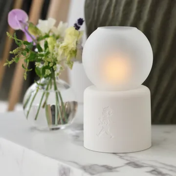 Globe tealight holder Ø9.5x17 cm - White - Solstickan Design