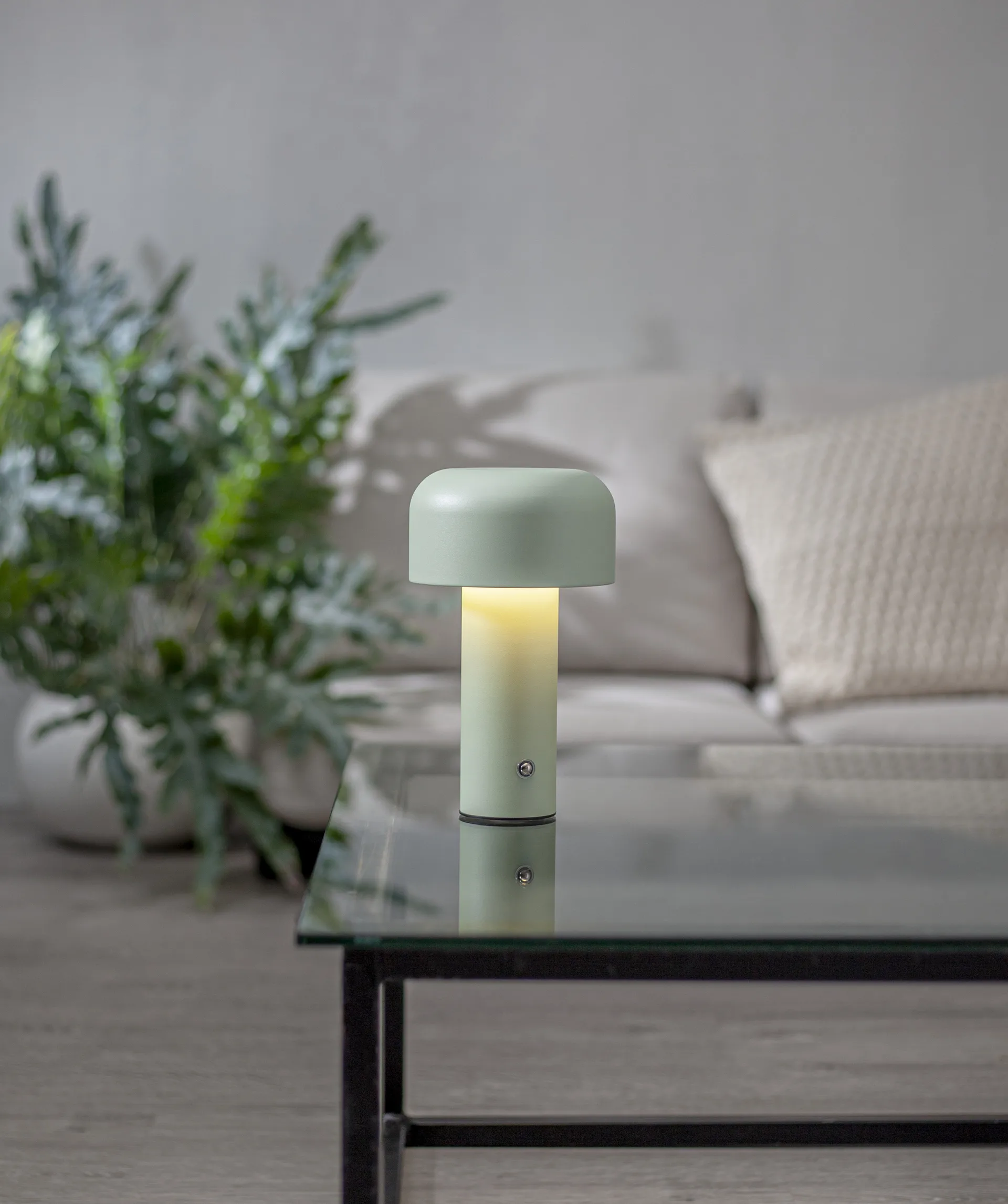 Bobby portable table lamp, Green Star Trading