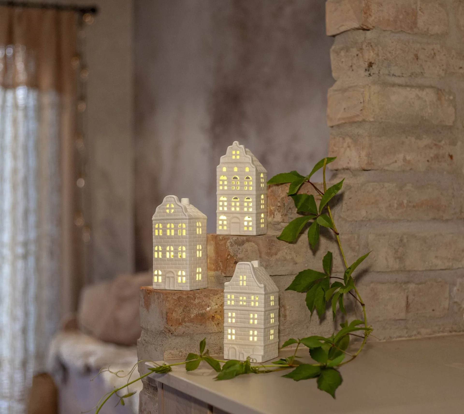Indoor winter décor, White house, 3-piece set Star Trading
