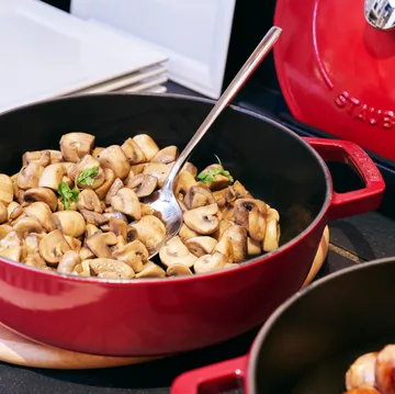 Chistera sauce pan Ø28 cm 3.7 L - Red - STAUB