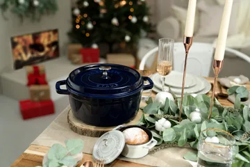 Staub La Cocotte round casserole cast iron 8.4 L - Dark blue - STAUB