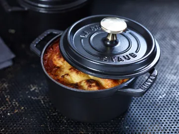 Staub La Cocotte round pot cast iron 0.8 L - Black - STAUB