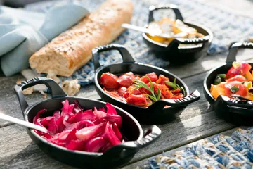 Staub oval baking dish cast iron 15 cm - Black - STAUB