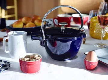 Staub teapot cast iron round 1.15 L - Dark blue - STAUB
