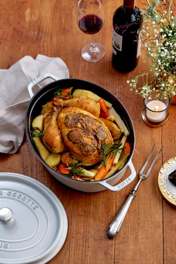 Staub White Truffle casserole oval - 5.5 l - STAUB