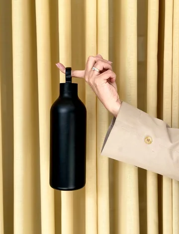 Tabi thermos bottle 1 L - Black - Stelton
