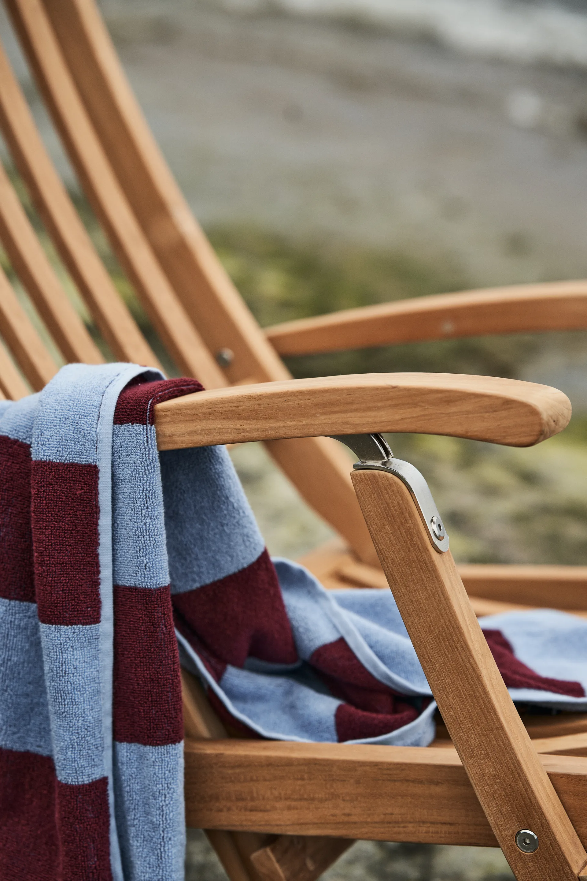 Lobby deck chair, Incl. tray and rain cover Stockamöllan