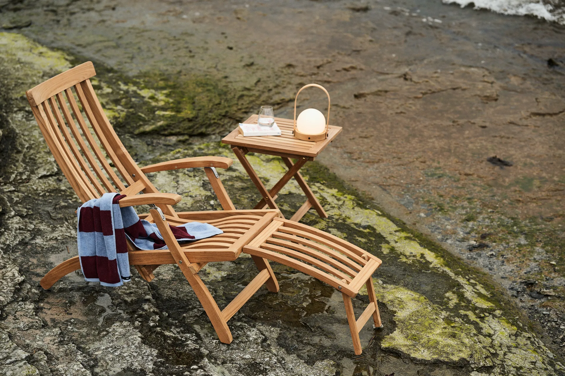 Lobby deck chair, Incl. tray and rain cover Stockamöllan
