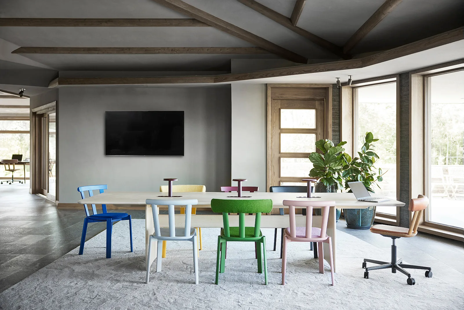 Alt table 320x110 cm birch, Light matte lacquer Stolab