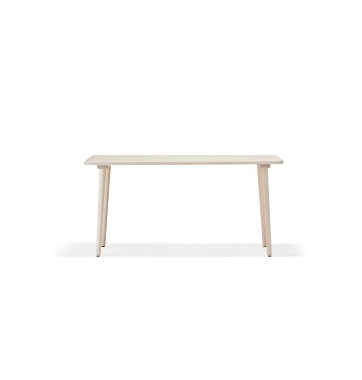 Miss Tailor dining table - Birch light matt lacquer. 130x90 cm - Stolab