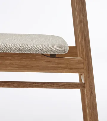 Prima Vista chair oiled oak - Textile Atto Driftwood V3576/01 grey - Stolab