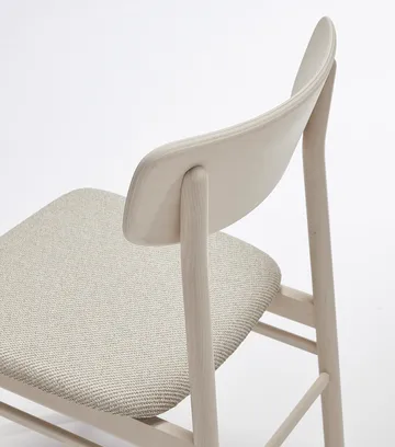 Prima Vista chair white-oiled birch - Textile Atto Driftwood V3576/01 grey - Stolab