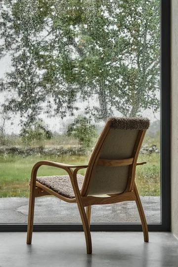 Laminett arm chair oiled oak/sheep skin - Sahara (nougat brown) - Swedese