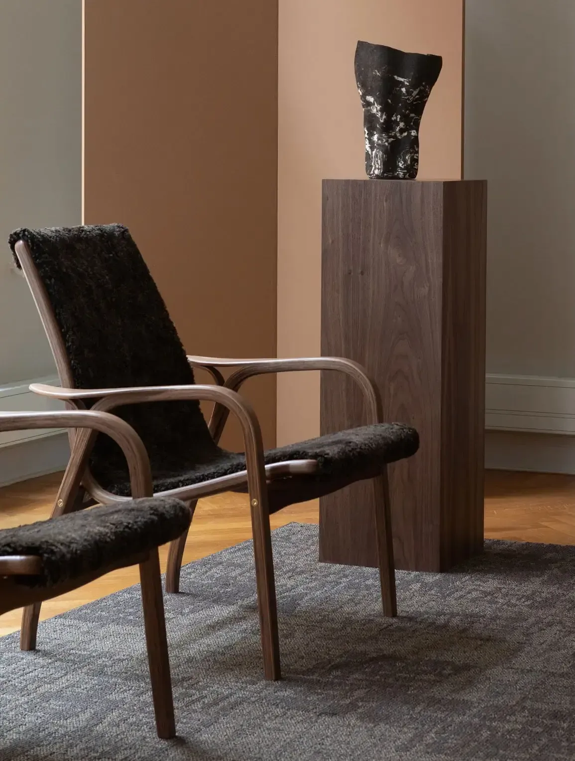 Laminett armchair, Sheepskin black-oiled oak Swedese