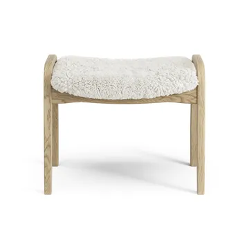 Lamini children's foot stool laquered oak/sheep skin - Off white (white) - Swedese