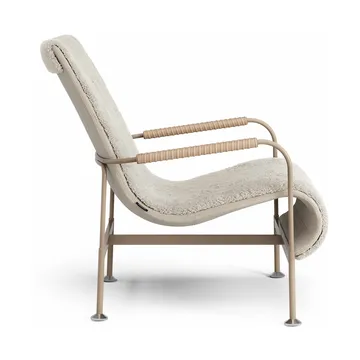 Serpentine armchair - Sheepskin Moonlight-nutmeg-Tärnsjö Nature - Swedese