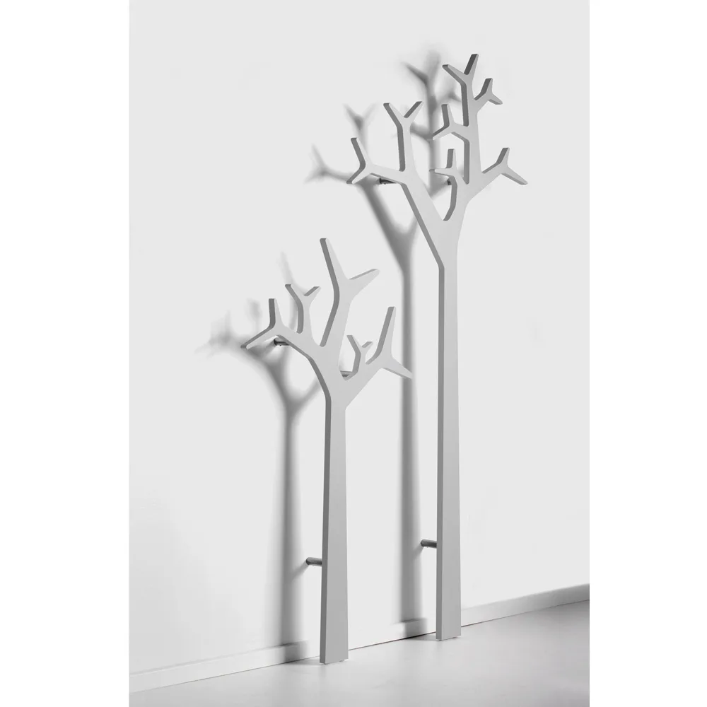Tree Rock wall hanger, Oak clear lacquer Swedese