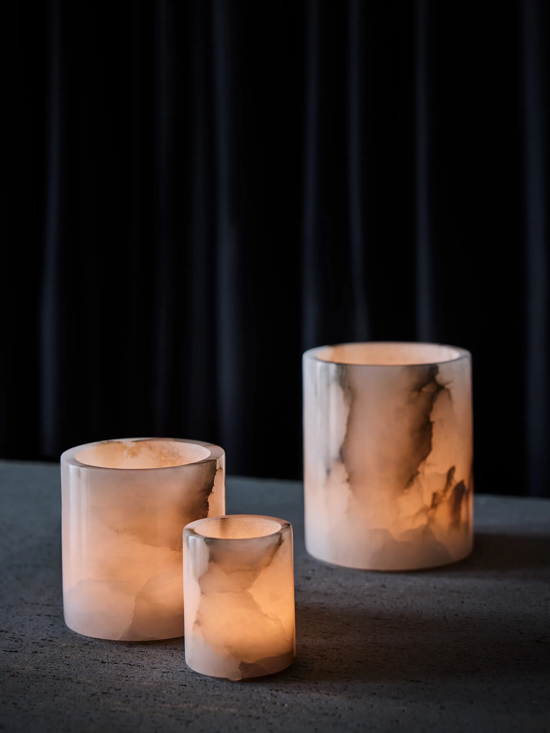 Alabaster candle holder, White-beige, M 14 cm Tell Me More