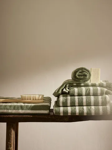 Bonnie towel 50x70 cm - Green - Tell Me More