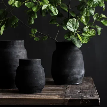 Hero flower pot L Ø15 cm - Black - Tell Me More