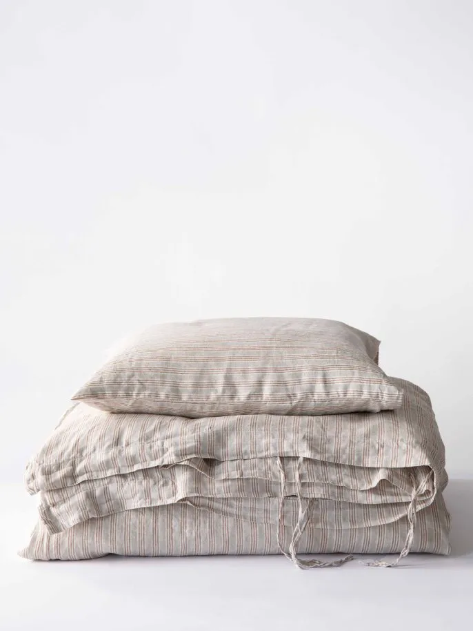 Stonewashed linen pillowcase 50x60 cm 2-pack, Hazelnut stripe Tell Me More