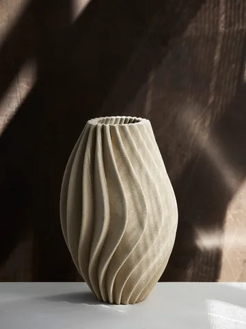 Vento vase - Sand, small 32 cm - Tell Me More