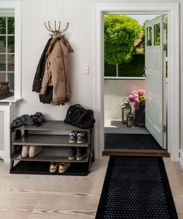Dot shoe tray - Large. 38x88 cm - tica copenhagen