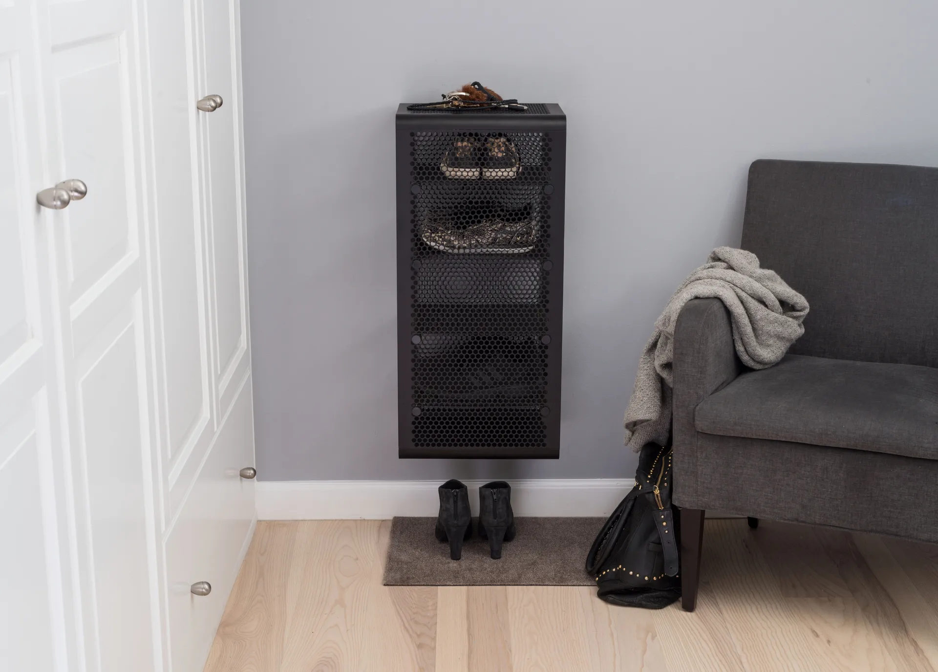 Tica shelf large, Black tica copenhagen