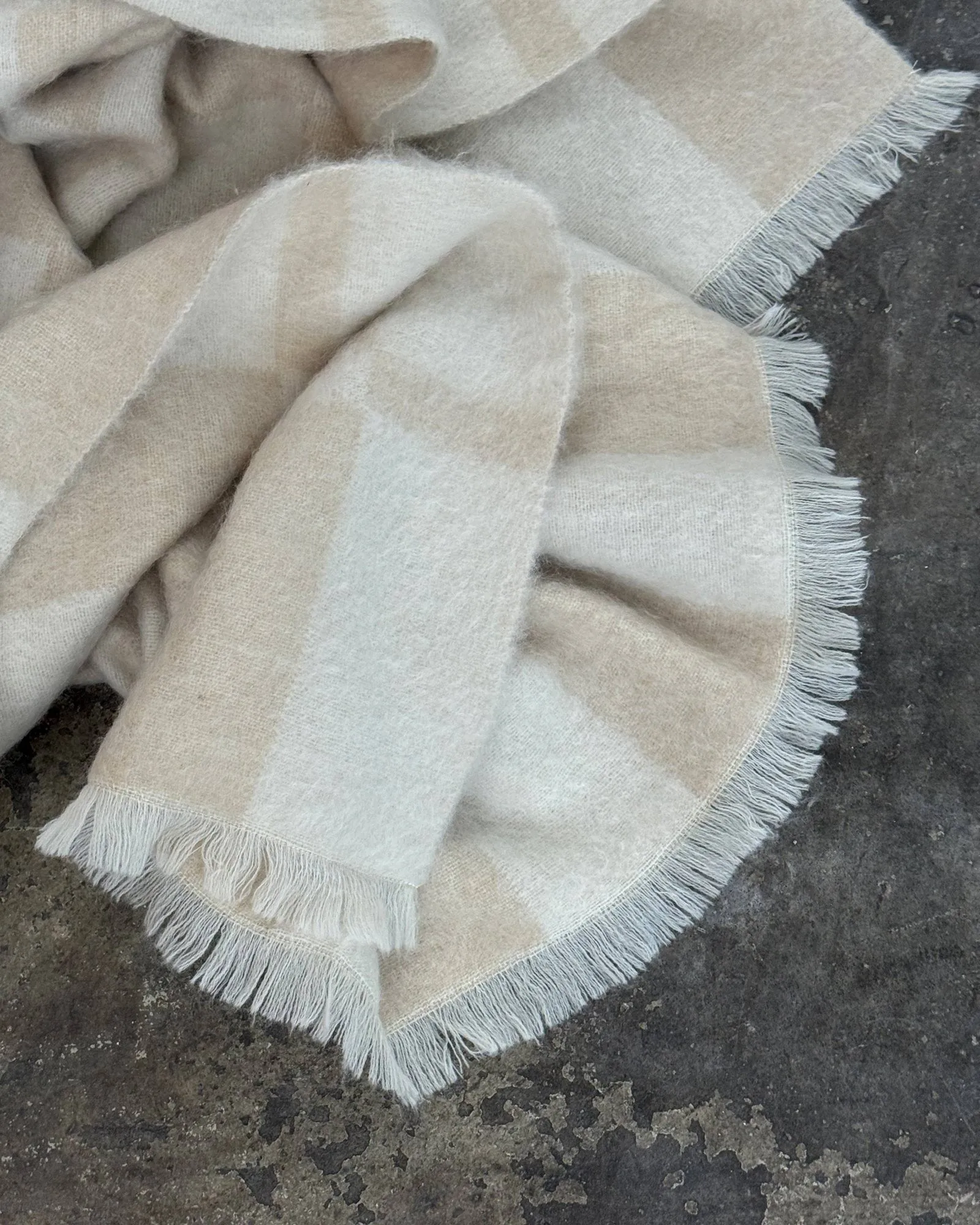 Hallin mohair throw, Beige-off white, 130x170 cm Tinted
