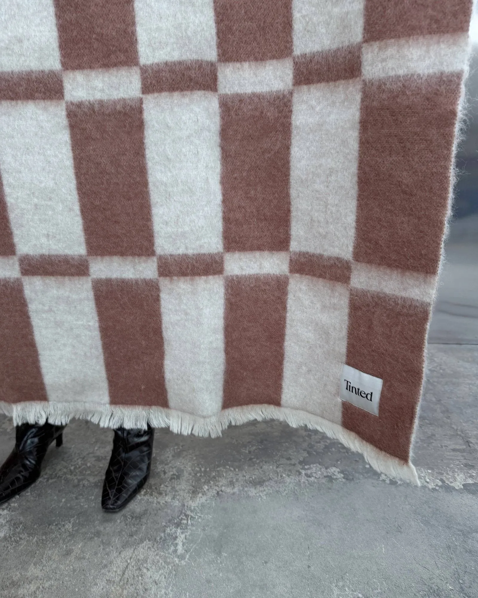 Hallin mohair throw, Off white-rust, 130x170 cm Tinted