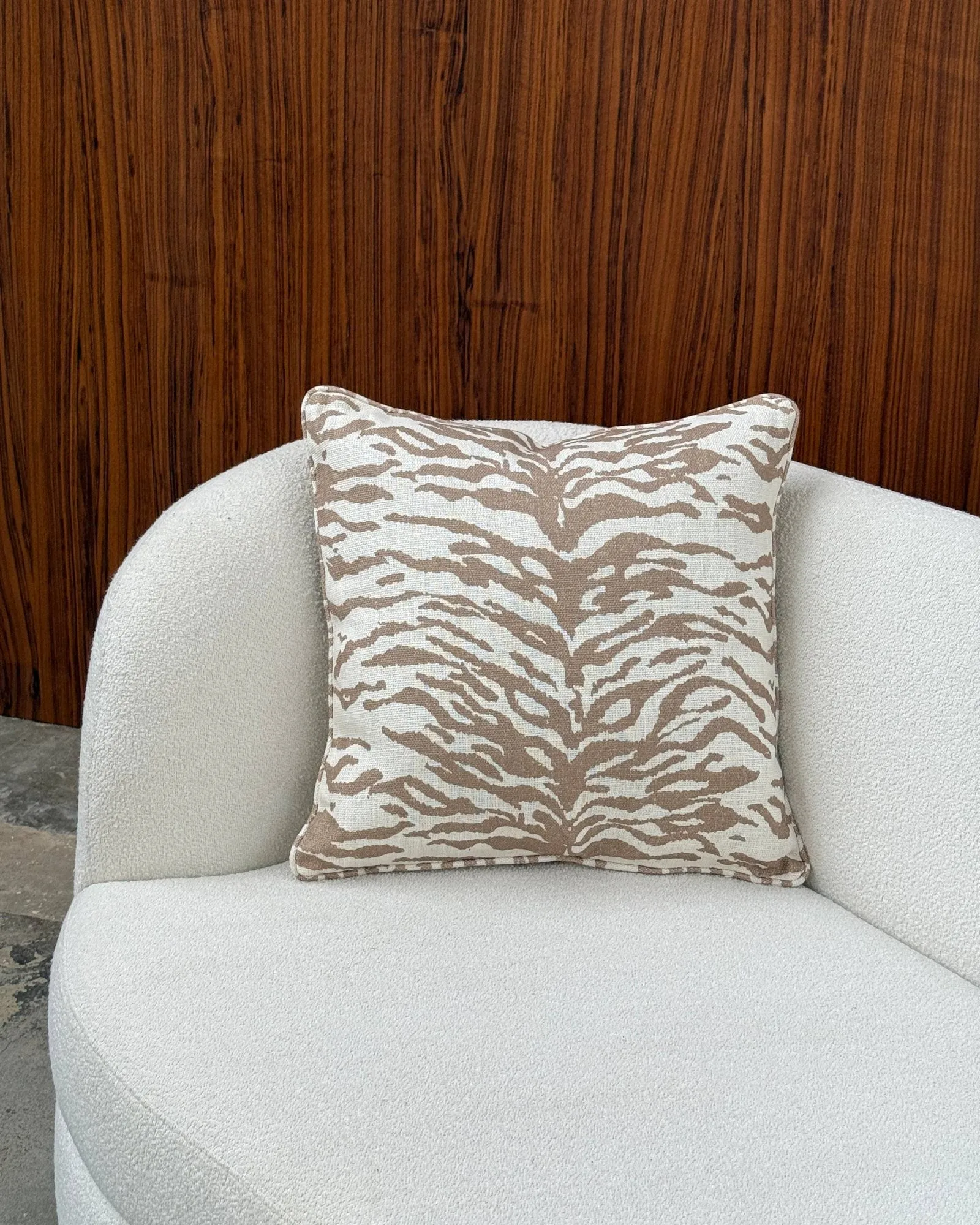 Norell cushion, Tiger beige-off white, 50x50 cm Tinted
