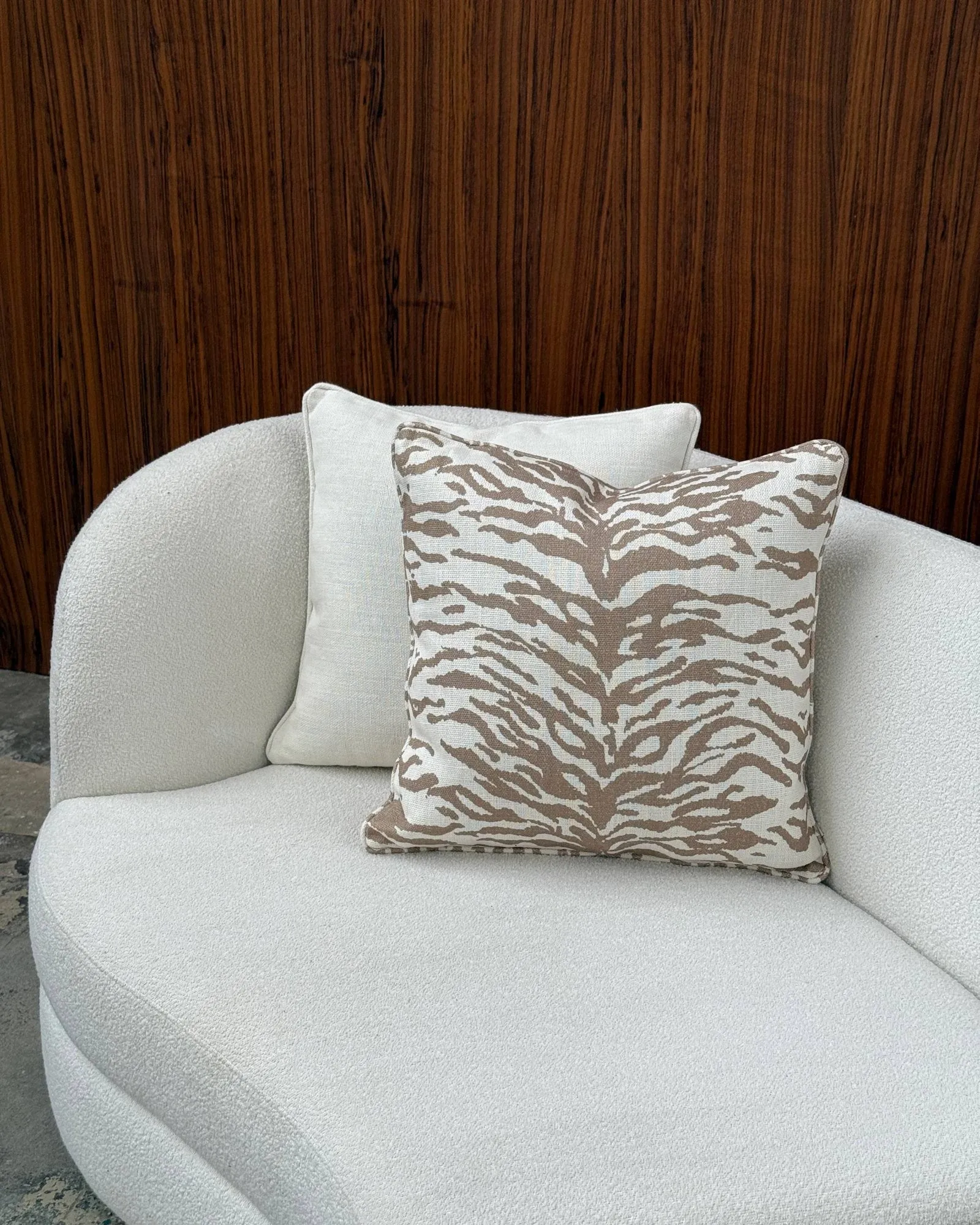 Norell cushion, Tiger beige-off white, 50x50 cm Tinted