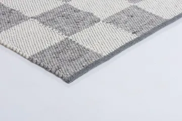 Gotland Design rug Special Edition - Silver-white no. 2418, 250x300 cm - Tisca