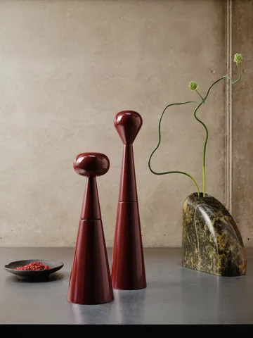 Brew Tall spice grinder 33 cm - Burgundy - Tom Dixon