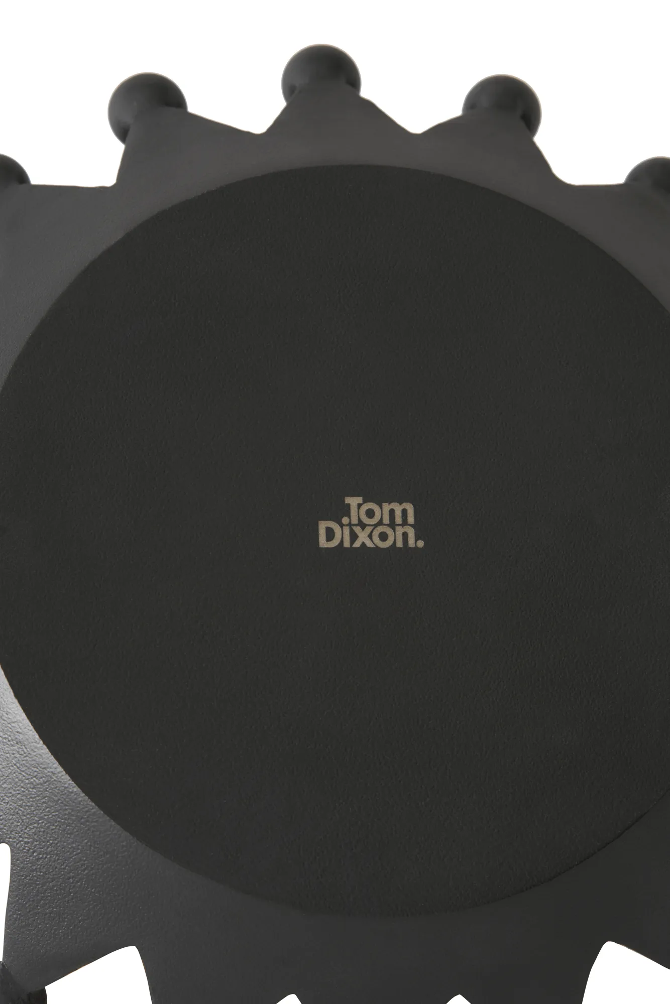 Cast iron tealight holder, Ø22x4.5 cm Tom Dixon