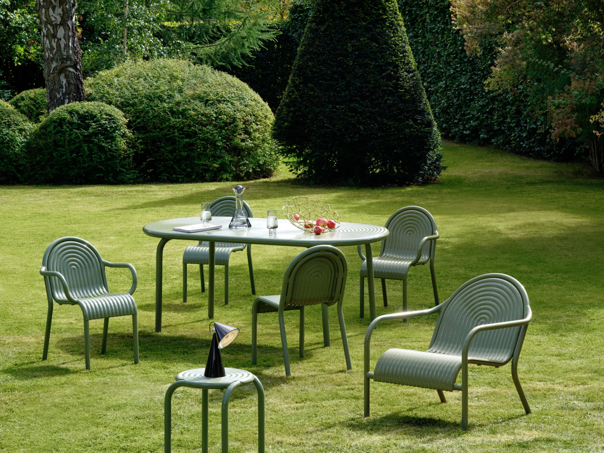 Groove lounge chair, Moss Tom Dixon